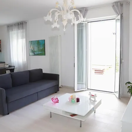 Casa * Osimo